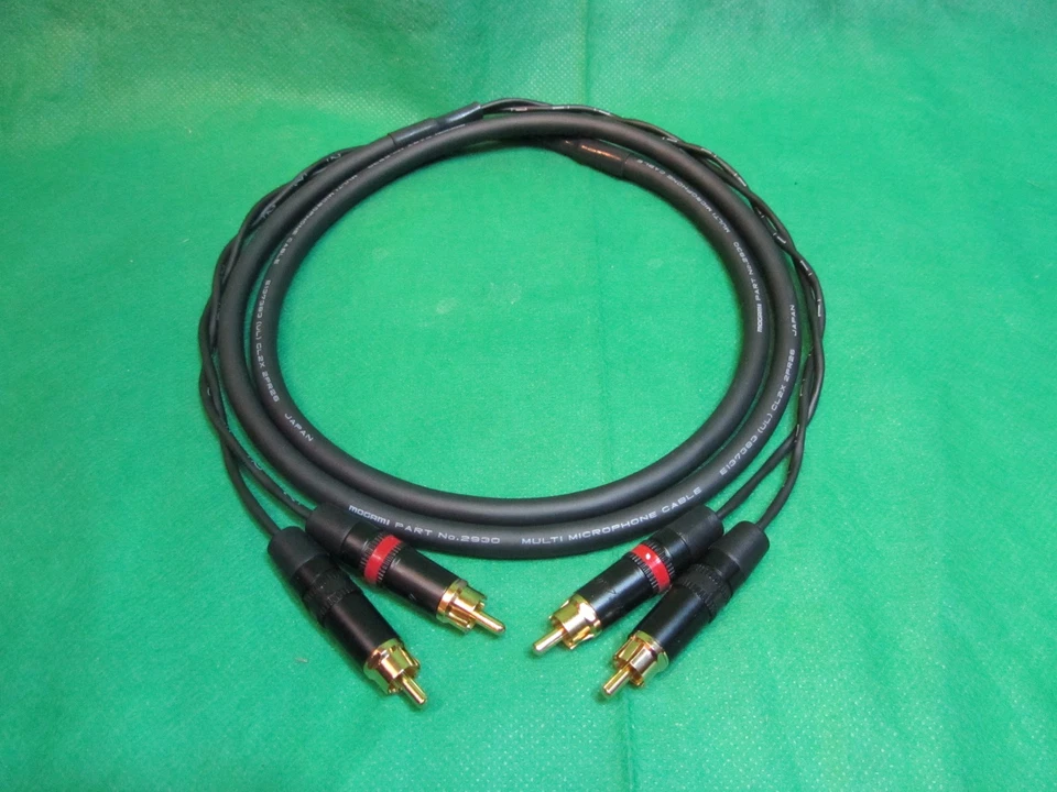 Mogami W2930,  2 Channel 26AWG Multicore  Snake Cable W/ Neutrik Gold RCA, 3 Ft. - Image 4 of 4