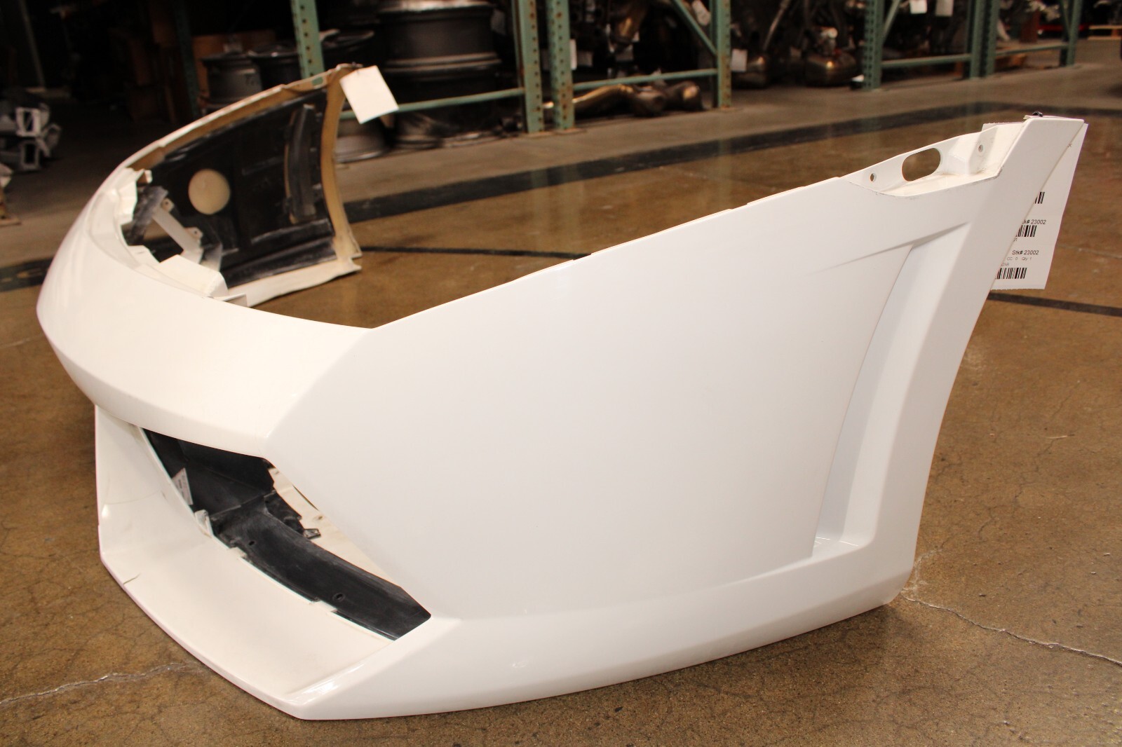 Lamborghini Gallardo, LP560, 550, Front Bumper, Cracked, Used, P/N 400807429B