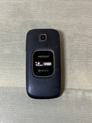 Kyocera Cadence S2720 Verizon Wireless 4G LTE Camera Flip Phone - Fair Condition
