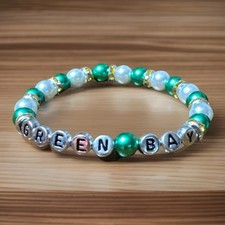 Green Bay Packers Bracelet Beaded On Elastic Cord Artisan Jewelry