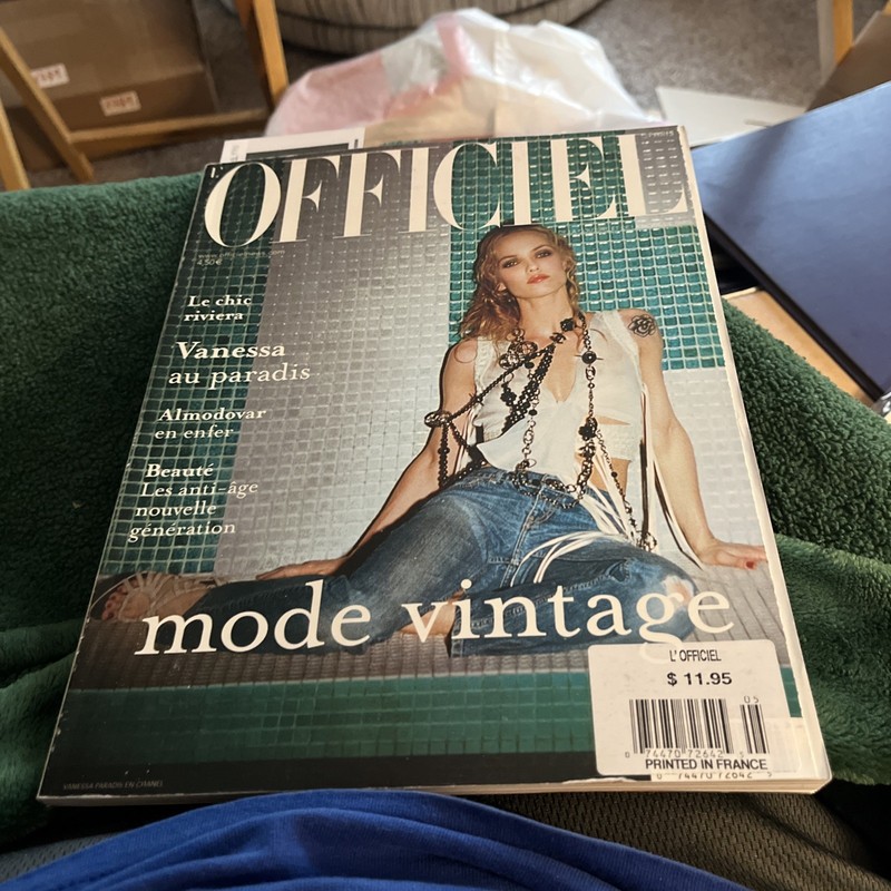L'OFFICIEL PARIS  MAGAZINE May 2004