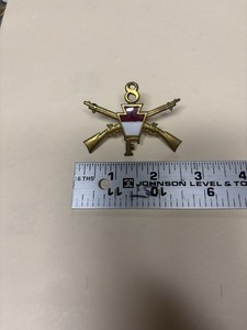 Span Am PA National Guard  4th Brigade 8th Regiment Company F Cap Badge
