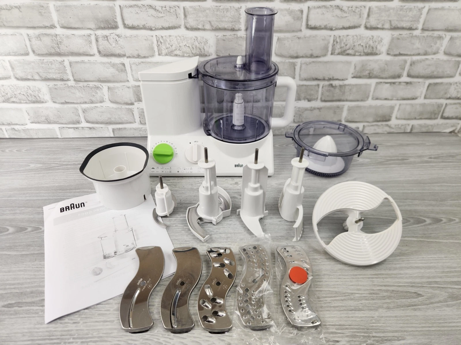 Braun CombiMax FP3020 Food Processor 600W Type 3205 With Attachments
Opens in a new window or tab