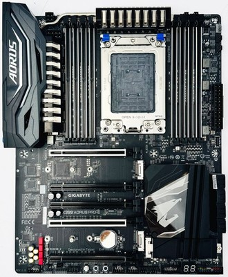 GIGABYTE X399 AORUS Pro AMD TR4 ATX Mainboard TR4 USB 3.1TypC-Gen2 3x M.2