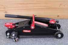 Hyper Tough 2 Ton Hydraulic Floor Jack Preowned Hyper Tough 2 Ton Hydraulic Floor Jack Preowned