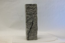 Granitsäule mit besonderer Steinmaserung 50cm Quellstein Wasser Springbrunnen 6