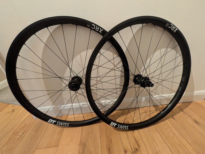 DT Swiss XRC Carbon Boost 29 Wheelset 6-Bolt