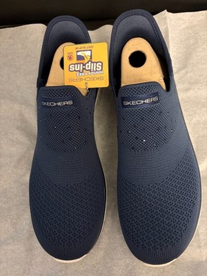 SKECHERS SLIP INS VIRTUE RHINESTONE NAVY BLUE SNEAKERS 8.5 BRAND NEW WITH TAGS