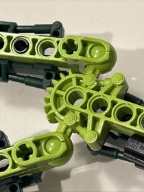 Lego Bionicle Glatorian Legends Vastus 8986 - Complete ****READ**** Some Cracks