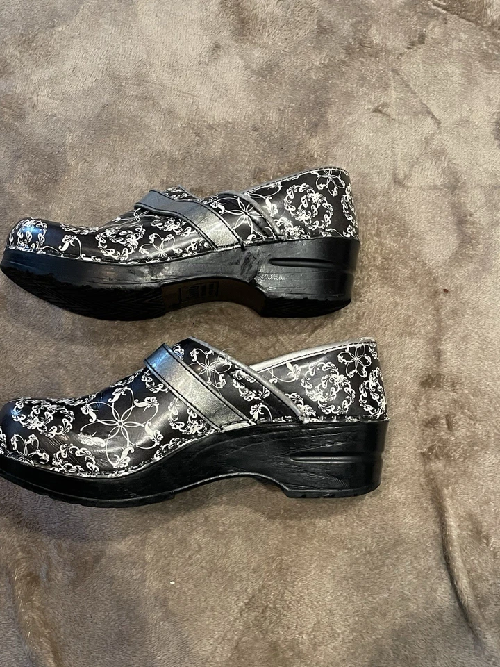 Zuecos Sanita Dansko blanco y negro talla 36 Foto 3 de 4