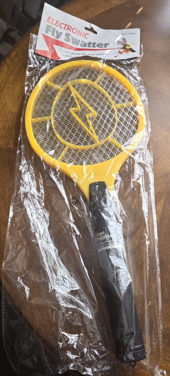 Battery Operated Yellow Electronic Fly Swatter Bug Zapper Ra