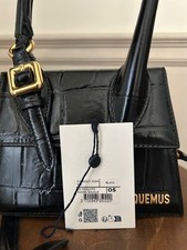 Jacquemus Le Chiquito Moyen Boucle Tote Bag