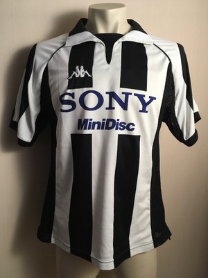 juventus centenary jersey