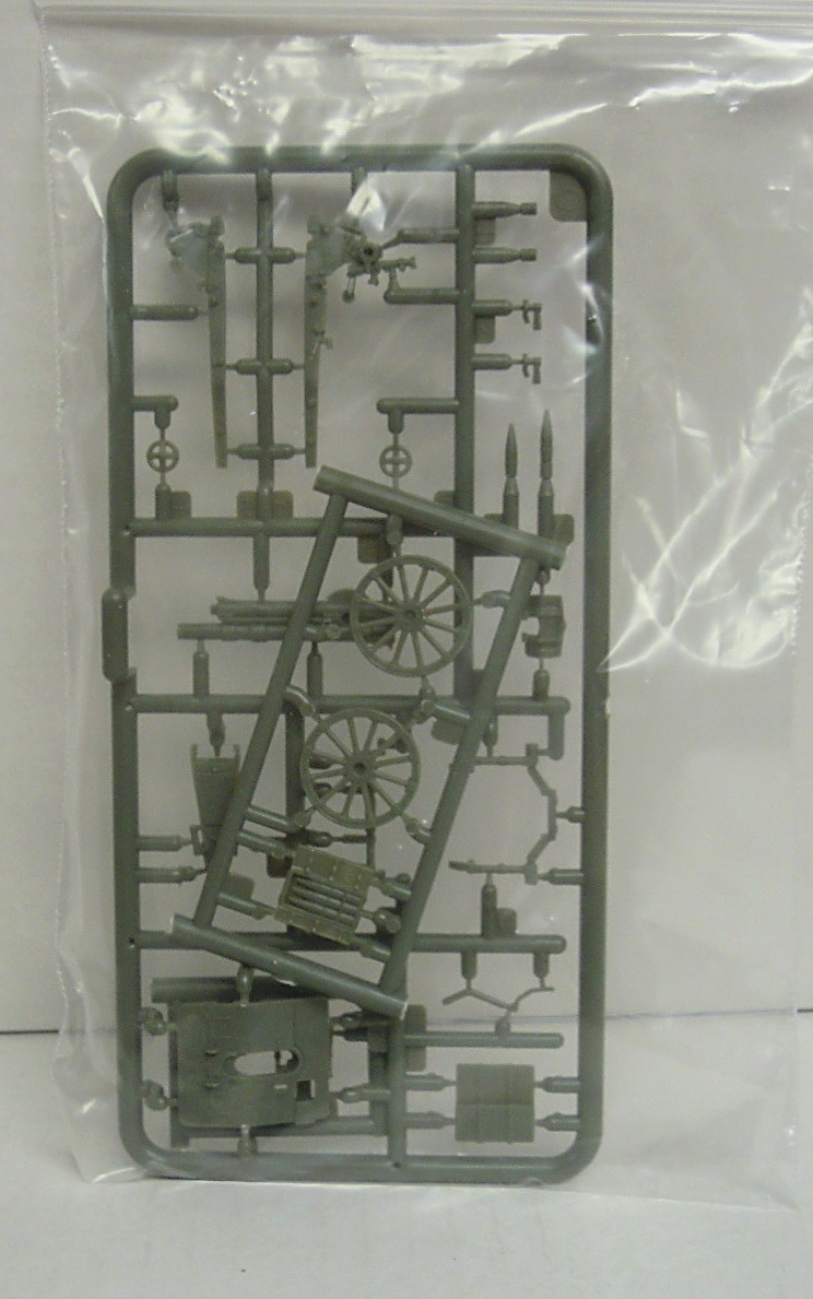 とも 100mm Howitzer Skoda 1914/19, First To Fight, 1/72 Plastic