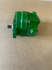 John Deere Hydraulic Motor Part Number AXE15516 (NEW)