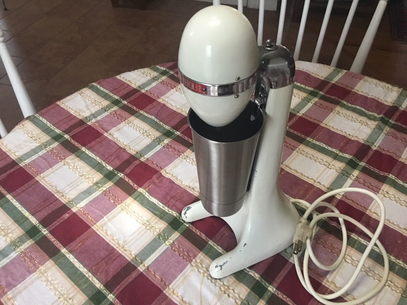 VINTAGE 1950s Hamilton Beach Milkshake Drinkmaster Mixer Model 51 w/18