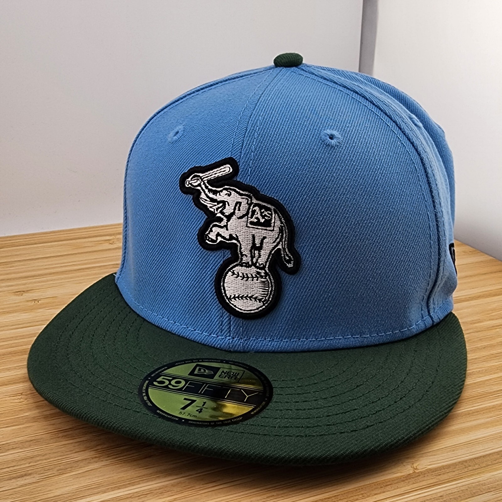 Oakland Athletics Fitted Hat, Balancing Stomper, 1988 Side, New Era 5950,  7 1/4