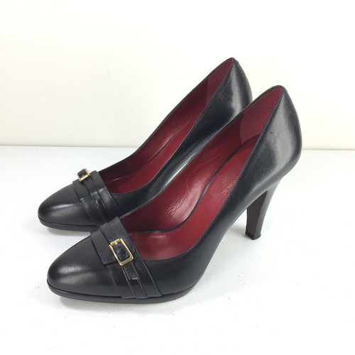 Banana Republic 8 Black Leather Heels 