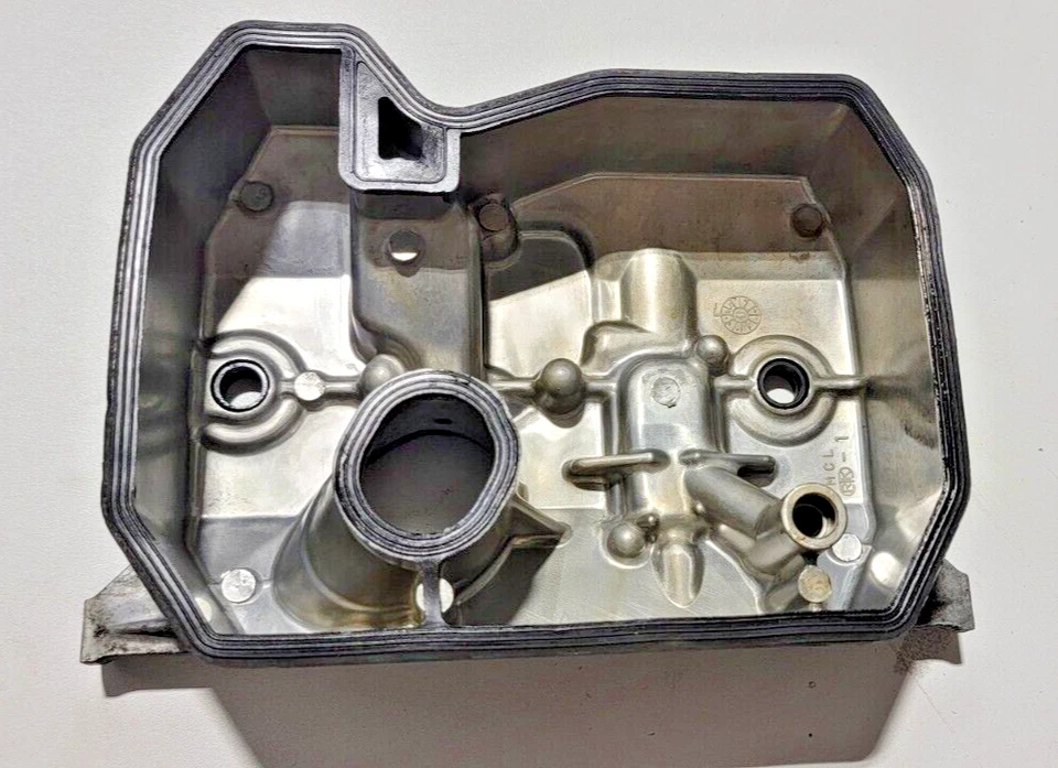 Cubierta basculante culata delantera Honda VT750 2001-2007 Shadow Spirit 750 Deluxe Foto 4 de 4