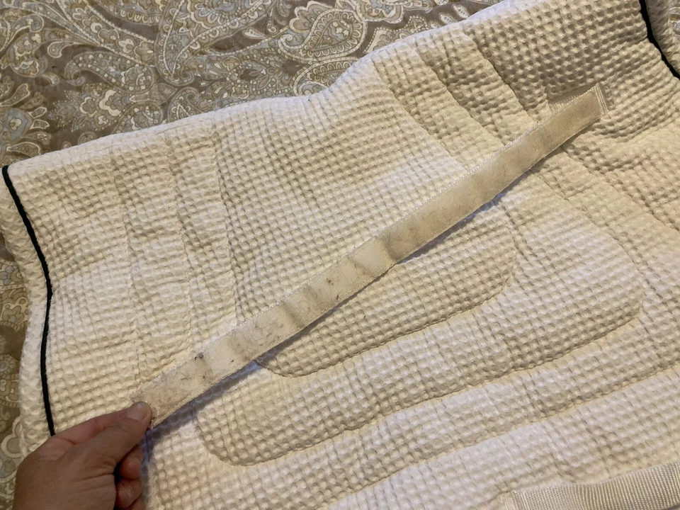 Almohadilla de sillín cuadrada tejido gofre blanco Intec tubería verde tamaño completo apenas usada Foto 4 de 4