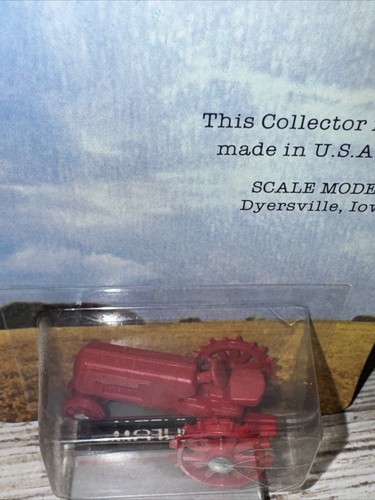 1/64 Cockshutt 70 Tractor With Steel Wheels Scale Models - Picture 3 of 8