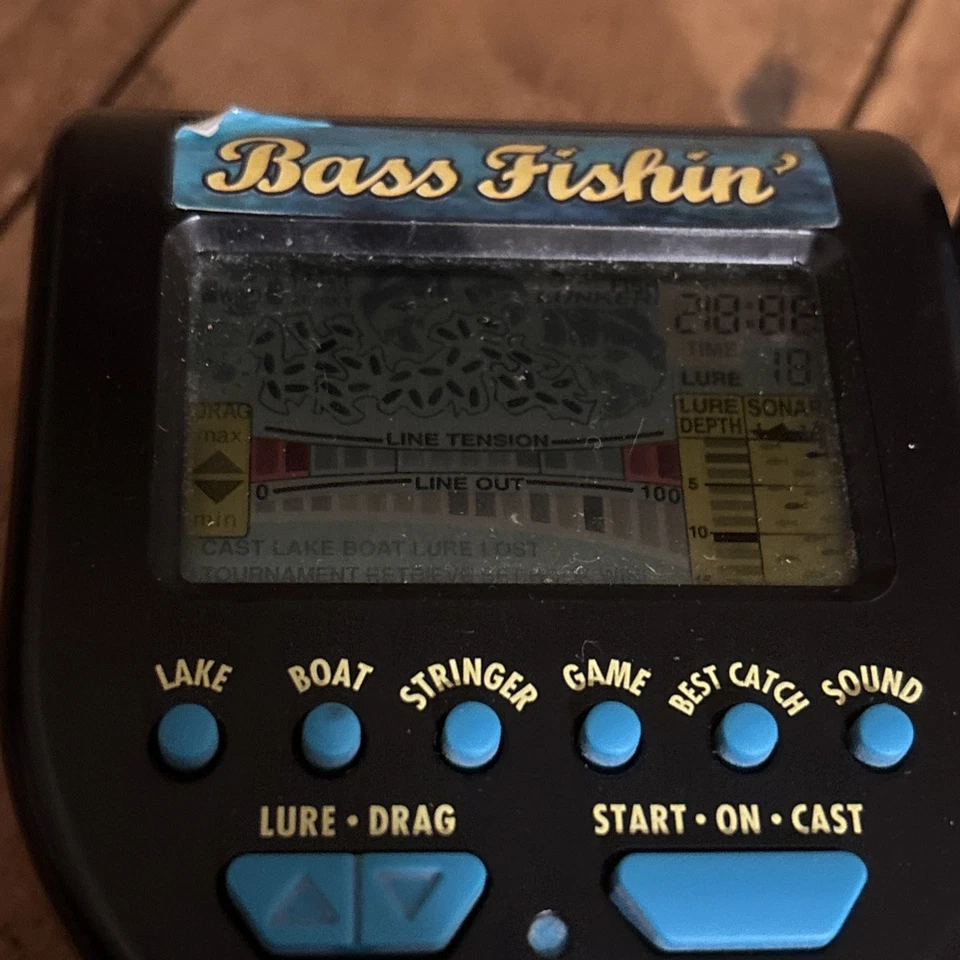 Juego de pesca electrónico portátil Radica Bass Fishin ¡PIEZAS! Solo alimentación Foto 3 de 4