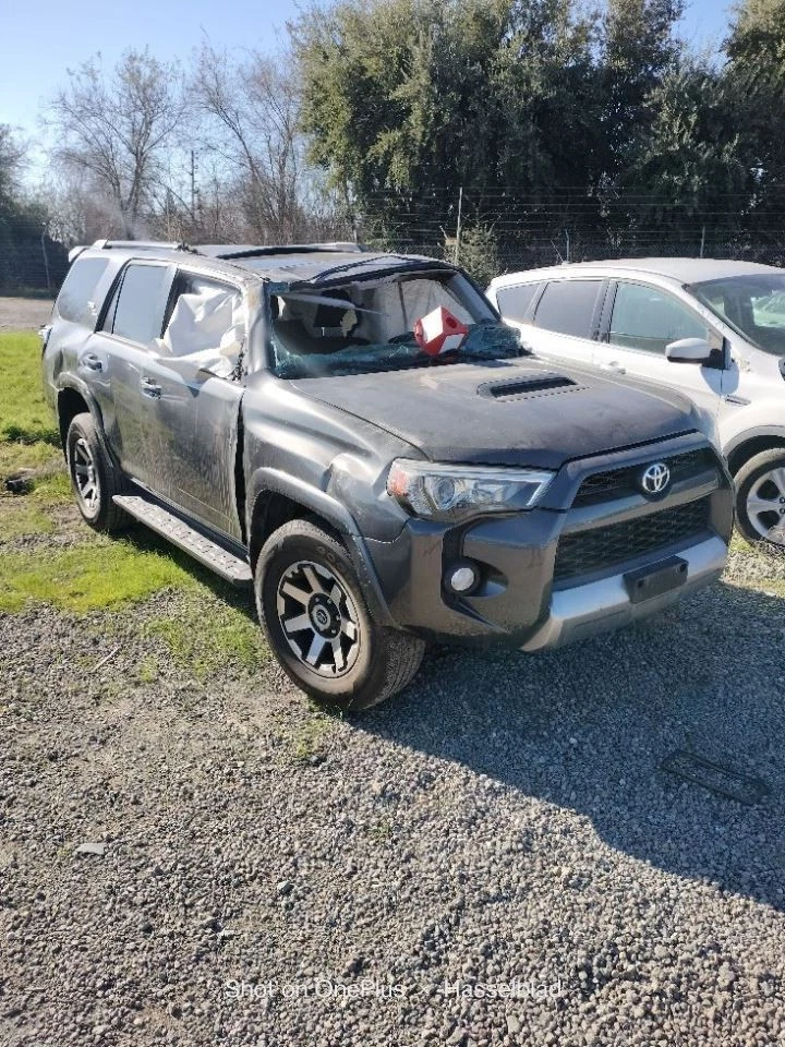 Toyota 4 Runner 2019 montaje de palanca de cambios transmisión Foto 2 de 4
