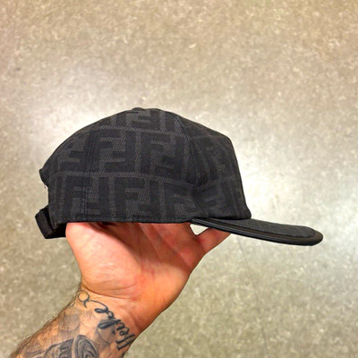 Fendi Herren Baseballkappe Schwarz Monogramm Canvas Baumwolle/Polyester Gr. 58