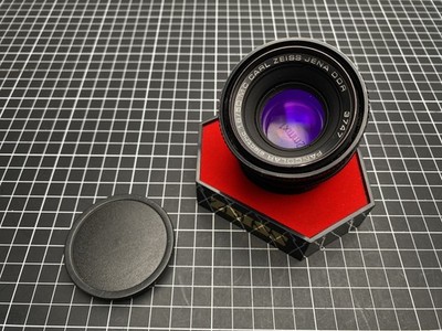 Carl Zeiss Jena Pancolar electric 50mm f/1,8 MC   M42 Mount, DDR