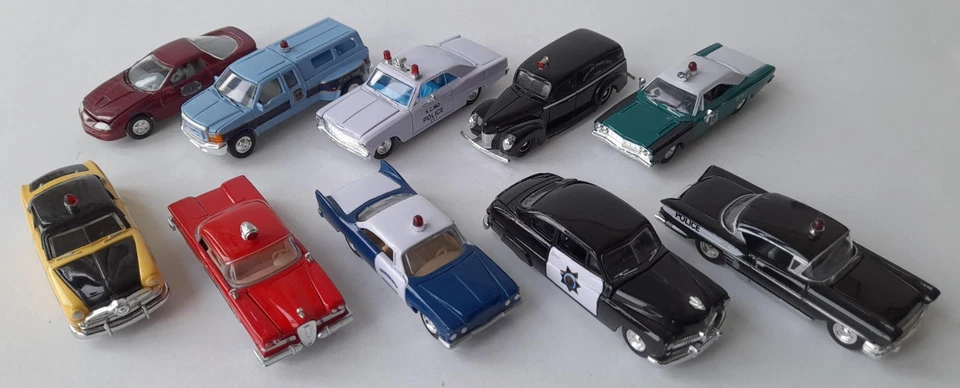 Police-Car-Set (10 Fahrzeuge) von Racing Champions in 1:64
