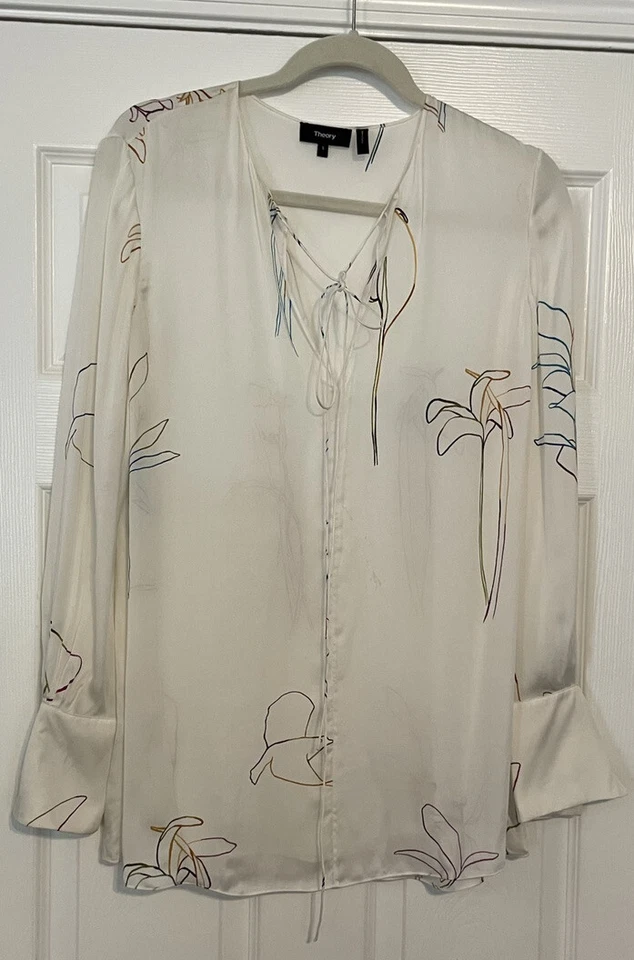 Blusa túnica fluida de seda Theory para mujer blanca con estampado floral manga larga pequeña Foto 2 de 4