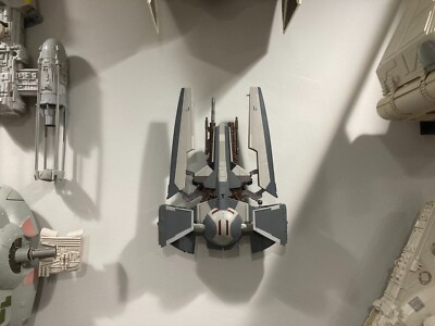 Star Wars Wall Mount Bracket Display for 2007 Darth Maul's Sith Infiltrator