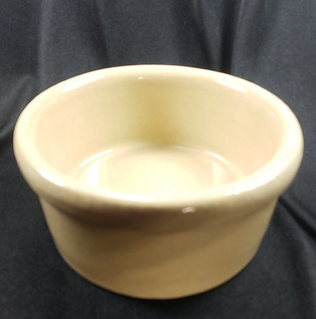 Vintage RRP Co Robinson Ransbottom Stoneware Dish 1/2 Feeder, VGUC