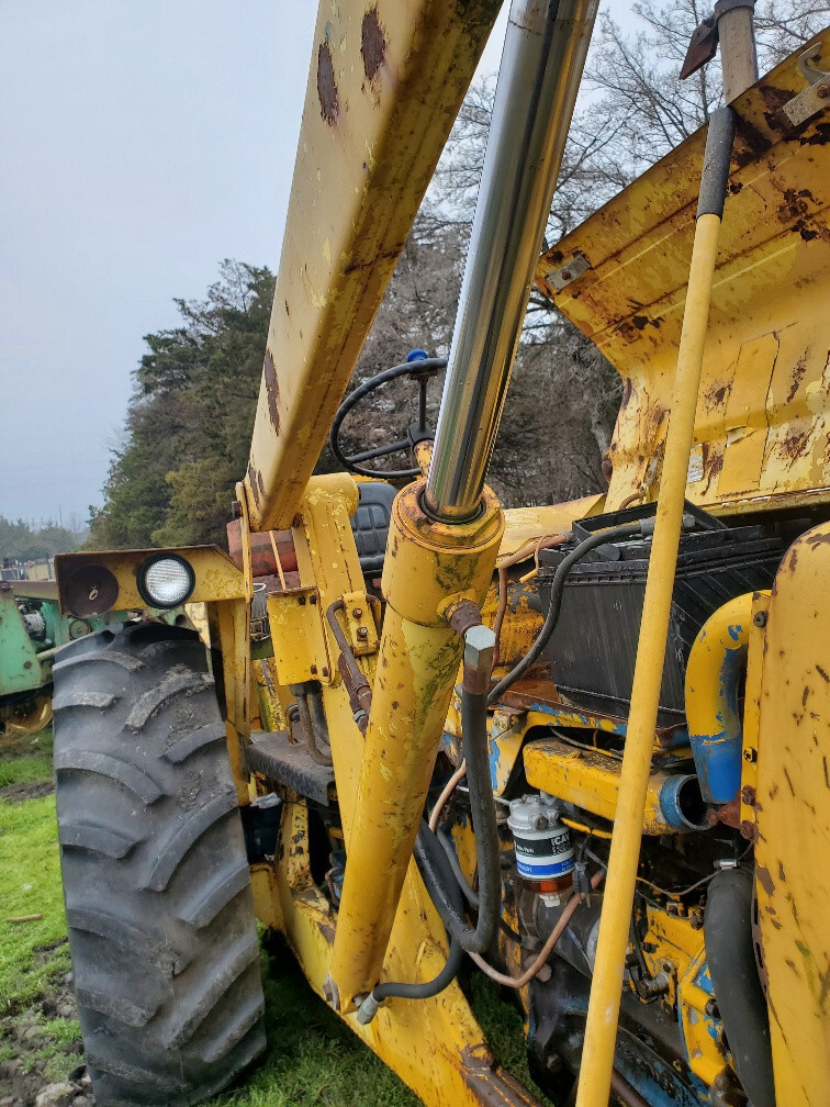 Loader Main Frame Ford 4500 Industrial Tractor Front Loader Main Frame Lifting Hydraulic ...