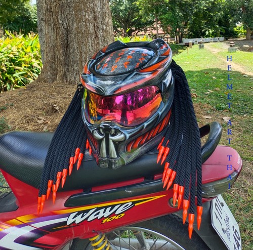 CUSTOM PREDATOR MOTORCYCLE HELMET - Picture 11 of 12