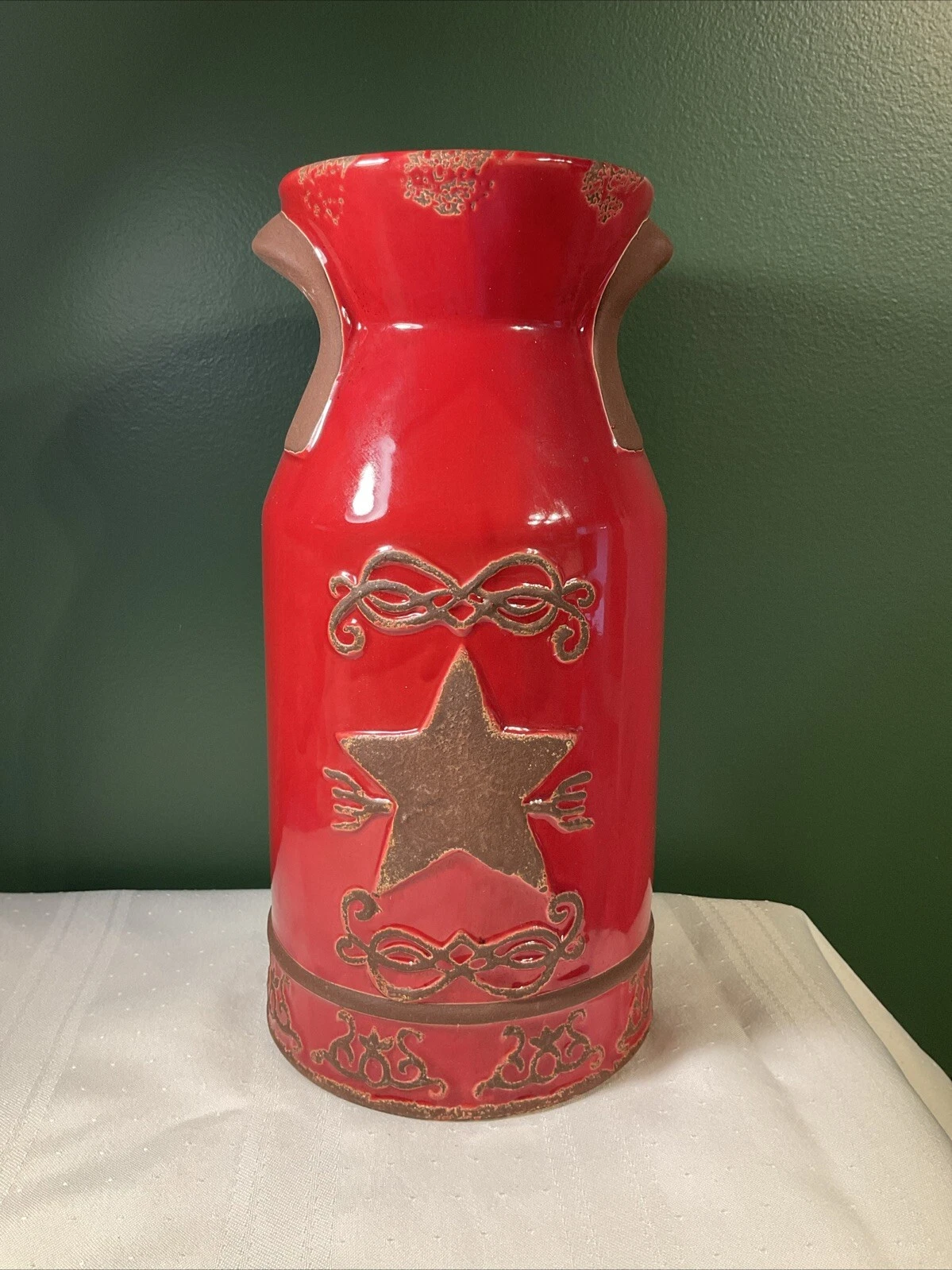 Rustic Farmhouse Red Barn Star Country Ceramic Crock