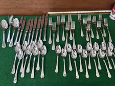 48 PC. ONEIDA OBSIDIAN STAINLESS FLATWARE (Se...