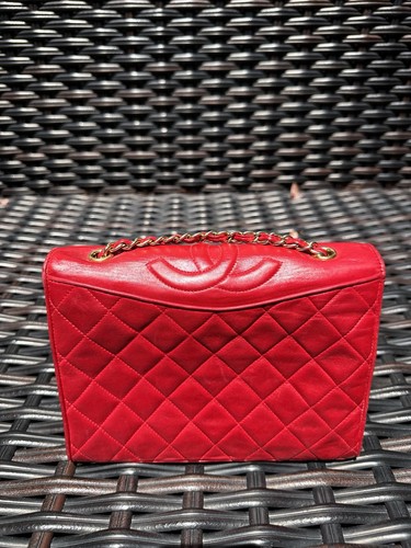 CHANEL Red Quilted Flap Shoulder Bag Gold Chain Strap Magnetic Closure