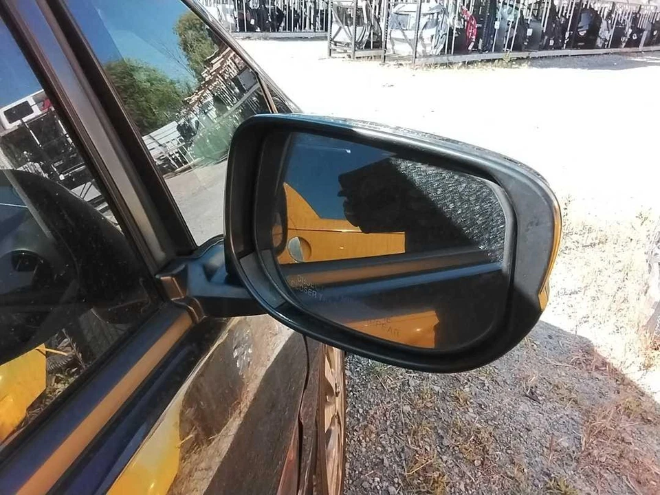 Used Right Door Mirror fits: 2013 Honda Fit Power Base US market body color R. R Foto 2 de 4
