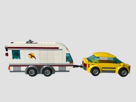 LEGO City 4435 Car & Caravan 2012 Retired Complete w/ Minifigs Manual