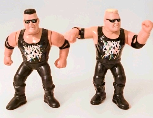 Vintage 90�s Hasbro WWF / WWE Figure  The Nasty Bo...