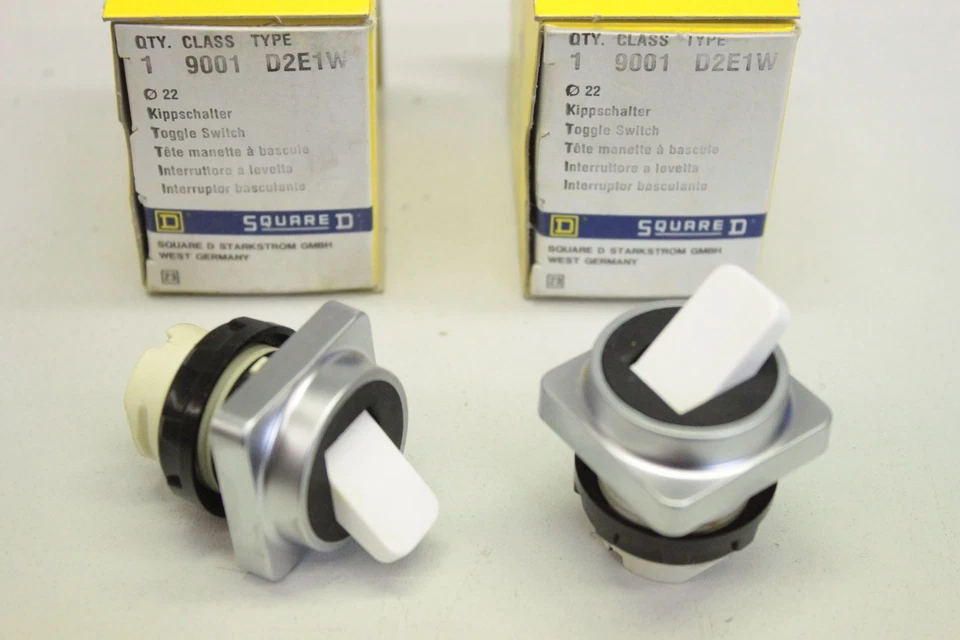 2x SQUARED 1 9001 D2E1W Kippschalter toggle Switch 19001D2E1W OVP - Bild 1 von 1
