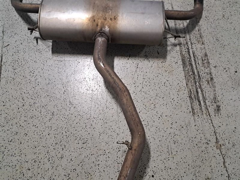 Silenciador de escape silenciador sistema de escape tubo trasero se adapta a BMW X5 2008 OEM Foto 4 de 4