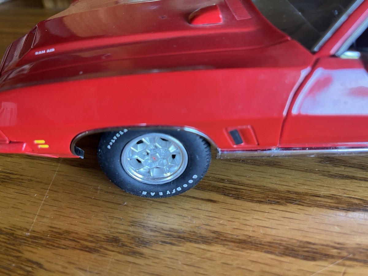 GMP 1972 Pontiac GTO Red The Judge 1 18 Scale Diecast Model Car Le