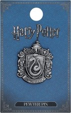 Prendedor de solapa de metal peltre logotipo escudo casa de Slytherin Harry Potter oficial nuevo en paquete