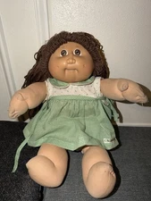 Cabbage Patch Kids Doll Vintage 1978/1982 Girl Brown/Hair Green Dress 1983