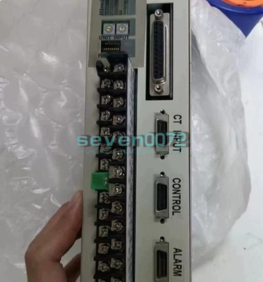 ONE Used Omron Temperature controller E5ZE-8AQH01TCB