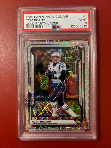 2019 PANINI NATIONAL CONVENTION/ TOM BRADY/ GOLD PARTY LAZER PRIZM/ PSA 9