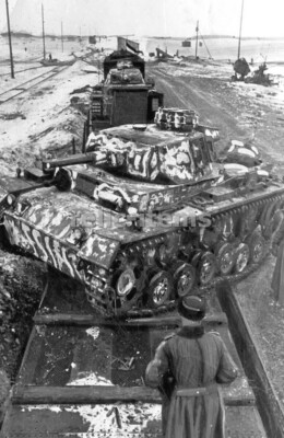 #ad #ad WW2 PICTURE PHOTO GERMAN TANK PANZER WITH WINTER CAMMO 6654 $5.90