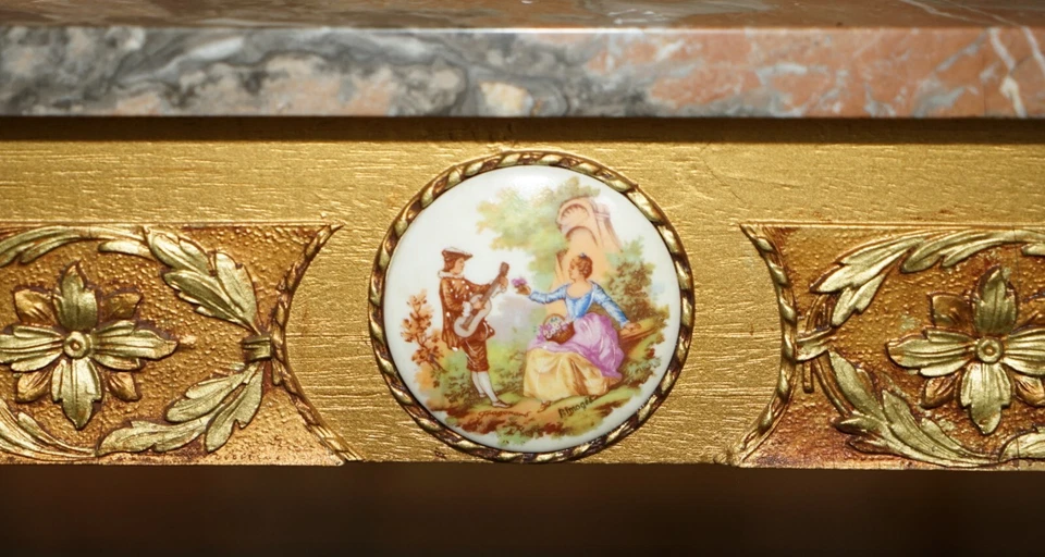 MESA DE CENTRO FRANCESA DE MÁRMOL DORADO CON PLACA DE PARÍS PINTADA FIRMADA Foto 4 de 4